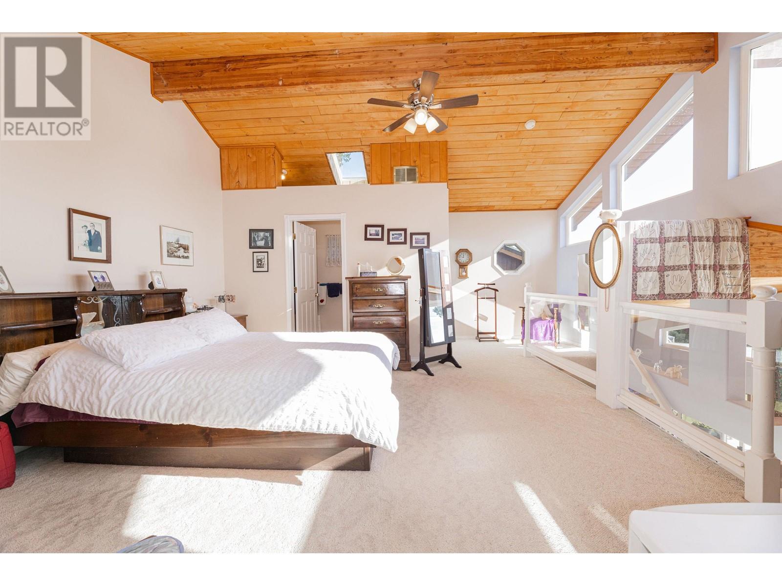 1162 Point Road, Gibsons, British Columbia