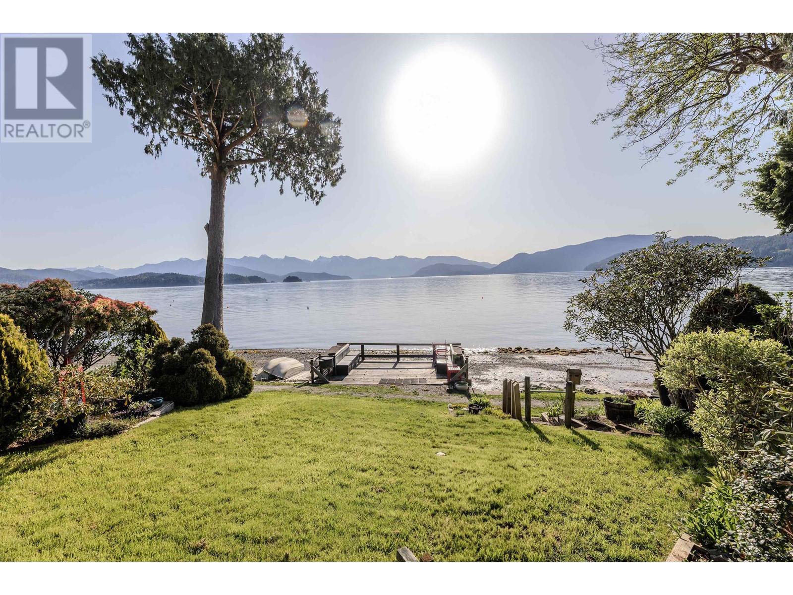 1162 Point Road, Gibsons, British Columbia