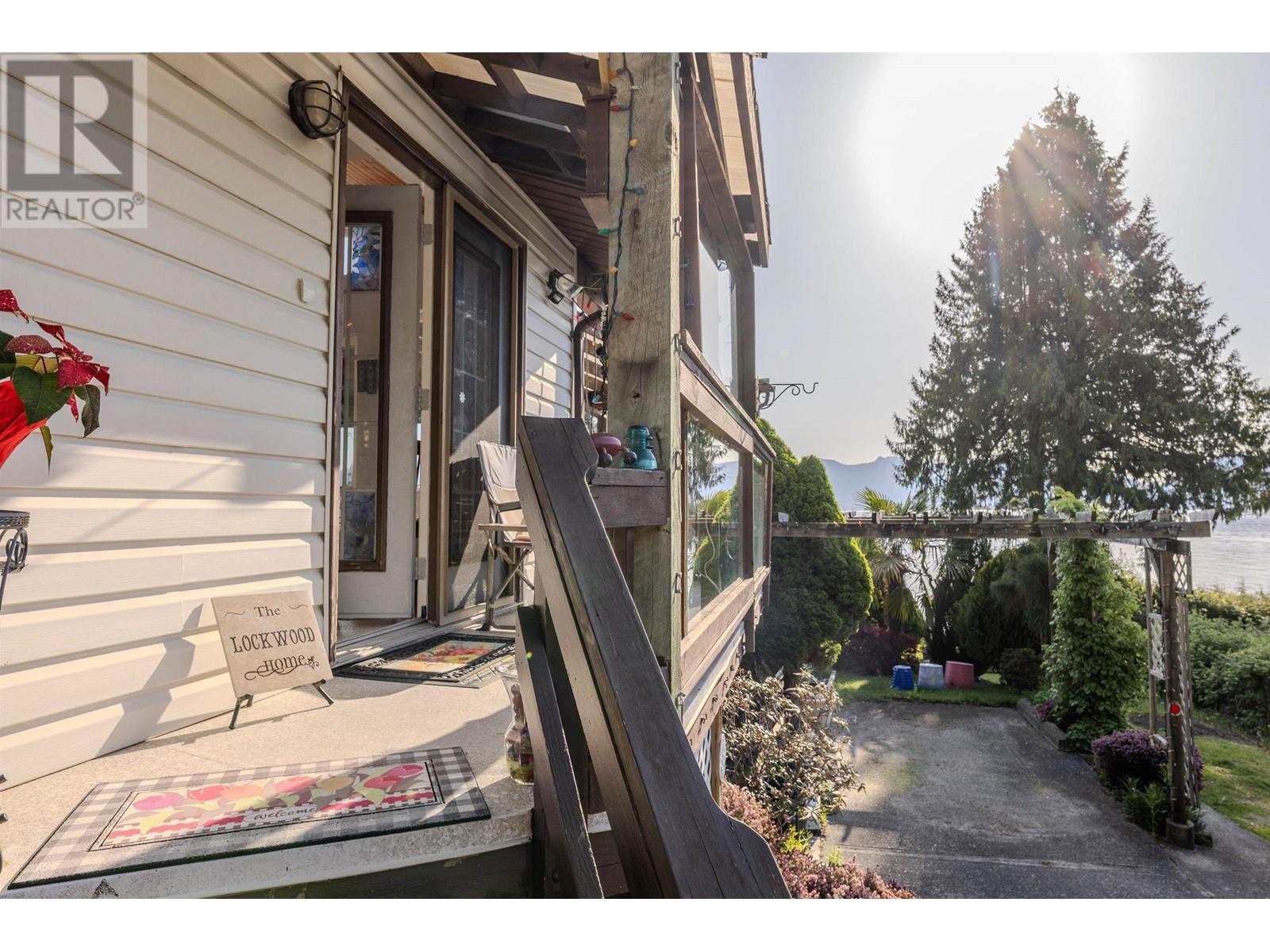1162 Point Road, Gibsons, British Columbia