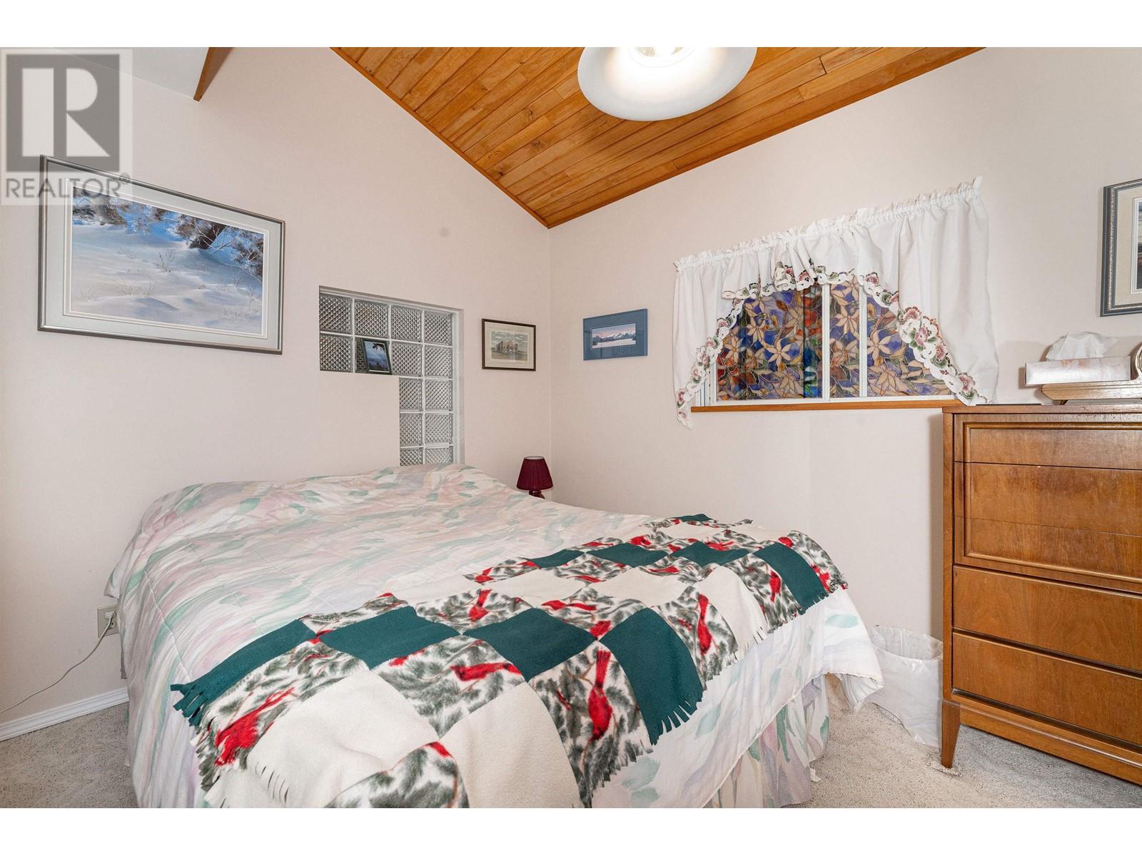 1162 Point Road, Gibsons, British Columbia