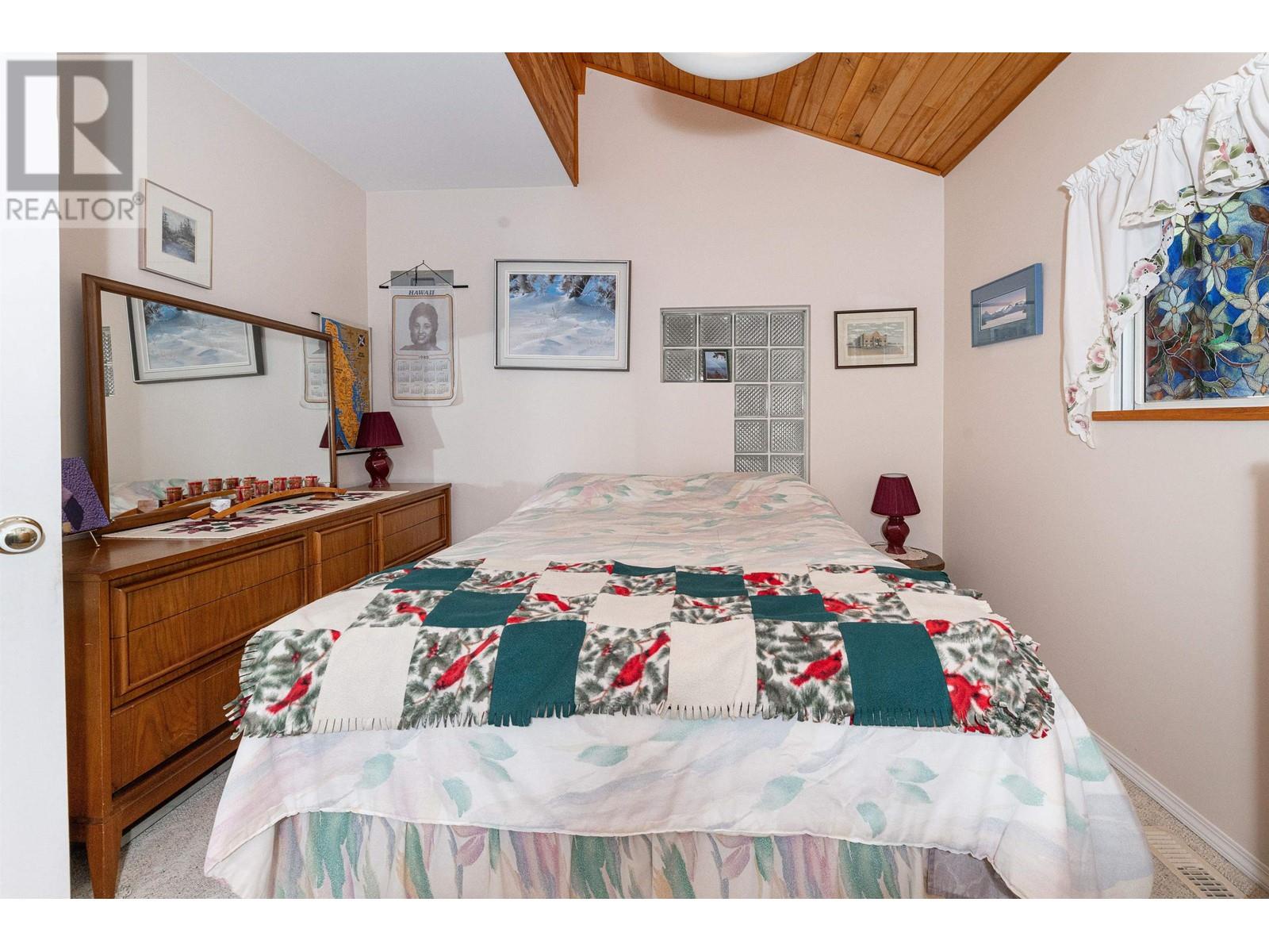 1162 Point Road, Gibsons, British Columbia