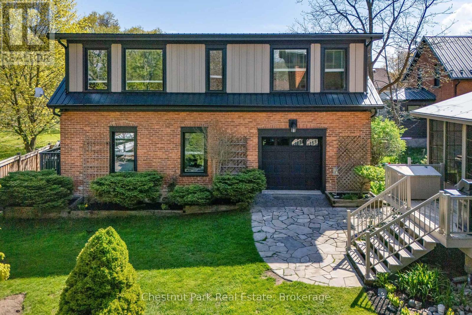 247 St Vincent Street, Meaford, Ontario