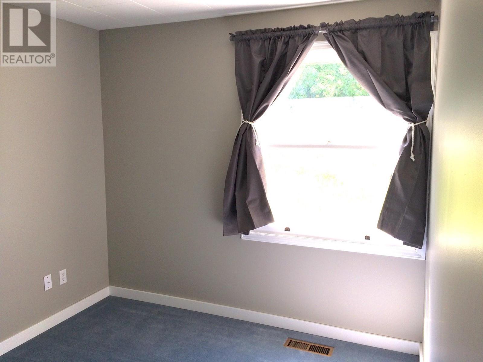 311 Gore Street, Nelson, British Columbia