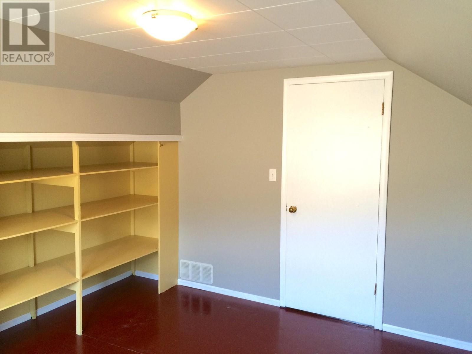 311 Gore Street, Nelson, British Columbia