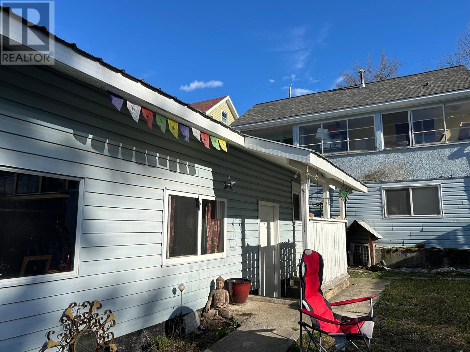 311 Gore Street, Nelson, British Columbia