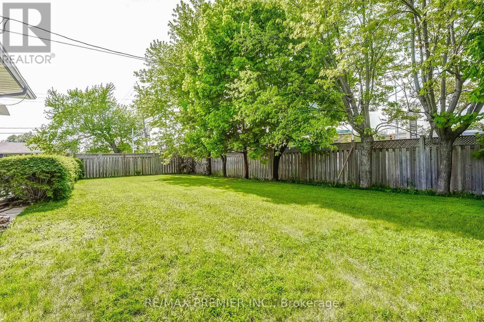 1 Gram Street, Vaughan (maple), Ontario