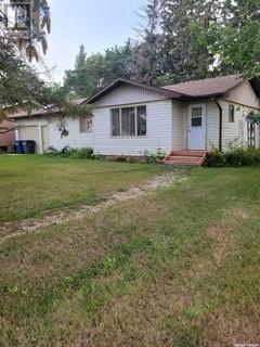 404 Second Avenue, Spy Hill, Saskatchewan