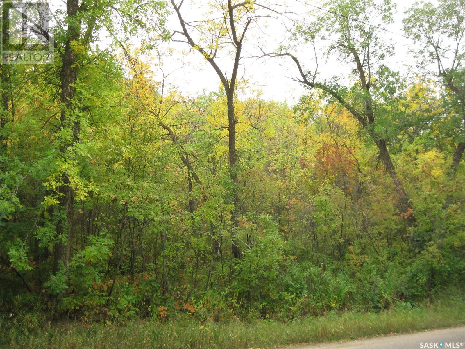 9 And 11 Qu'appelle Park, B-say-tah, Saskatchewan