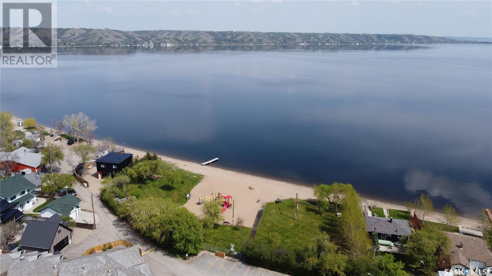 9 And 11 Qu'appelle Park, B-say-tah, Saskatchewan