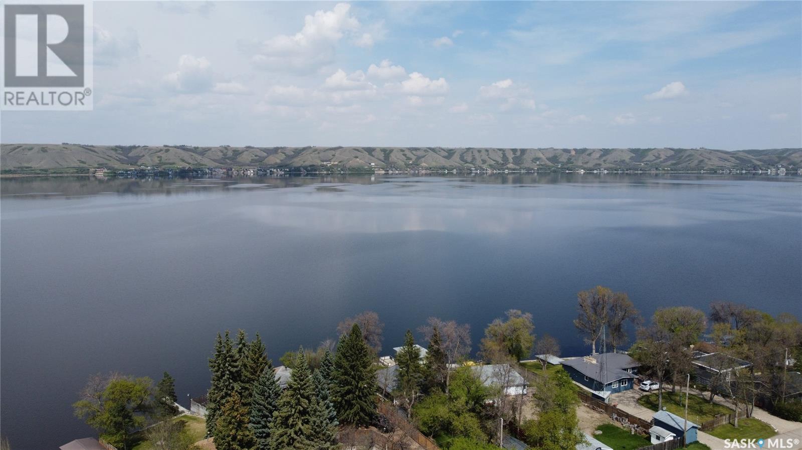 9 And 11 Qu'appelle Park, B-say-tah, Saskatchewan