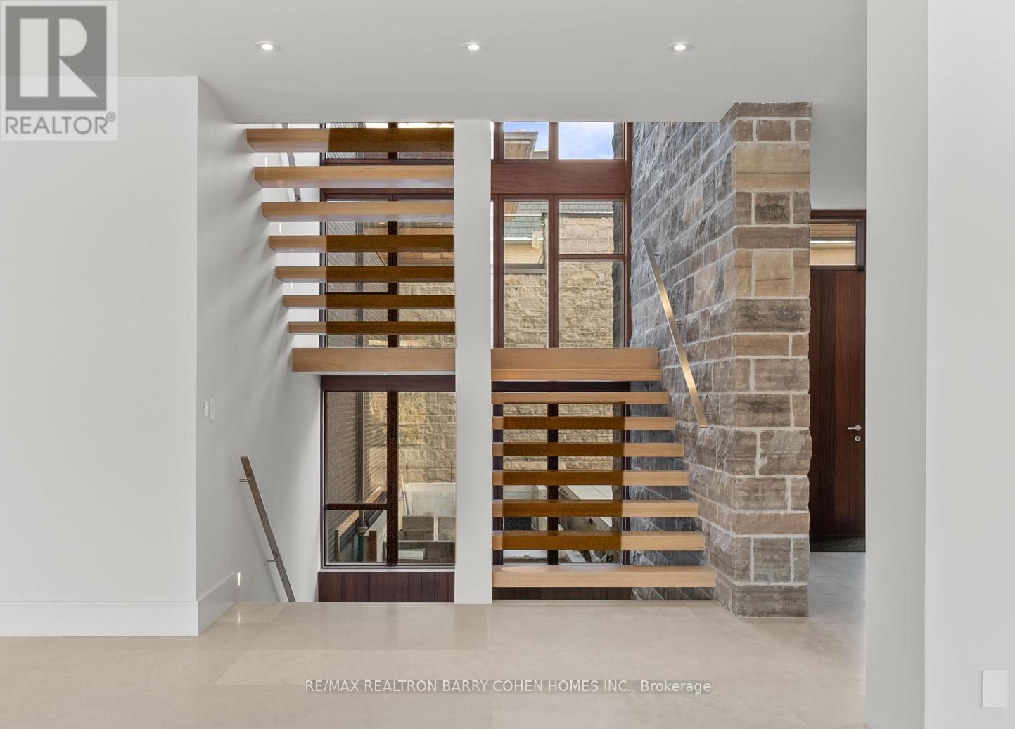 103 Old Colony Road, Toronto (st. Andrew-windfields), Ontario