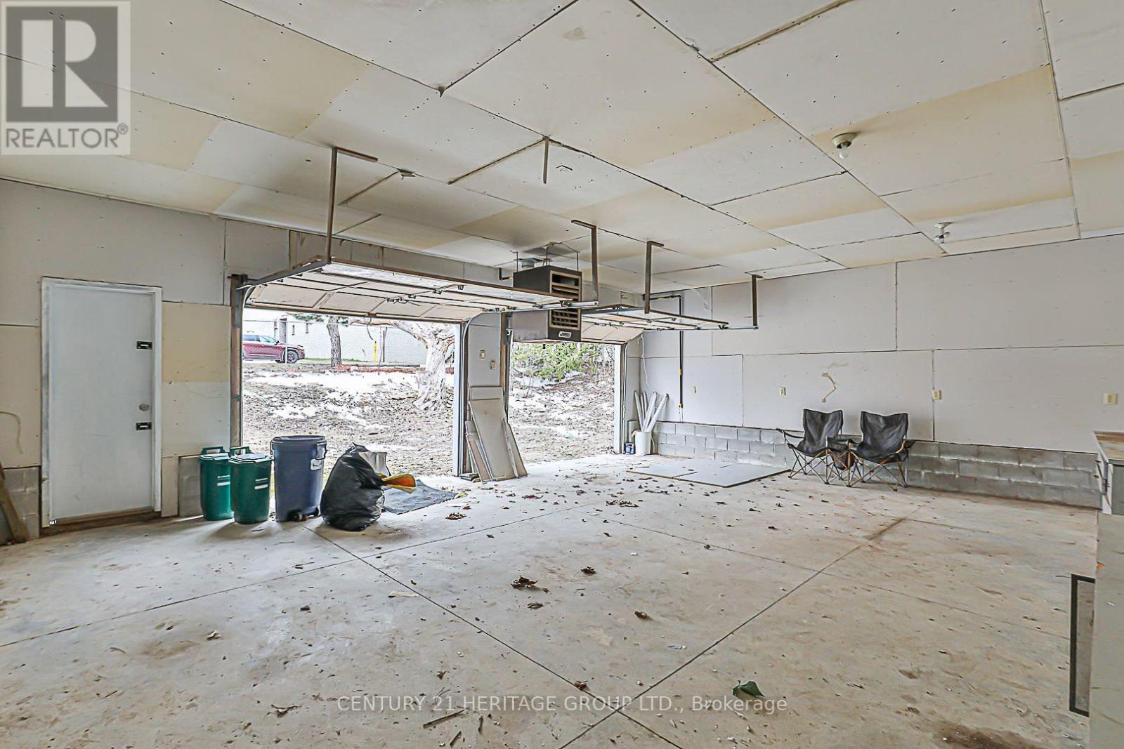 53 Wilstead Drive, Newmarket (central Newmarket), Ontario