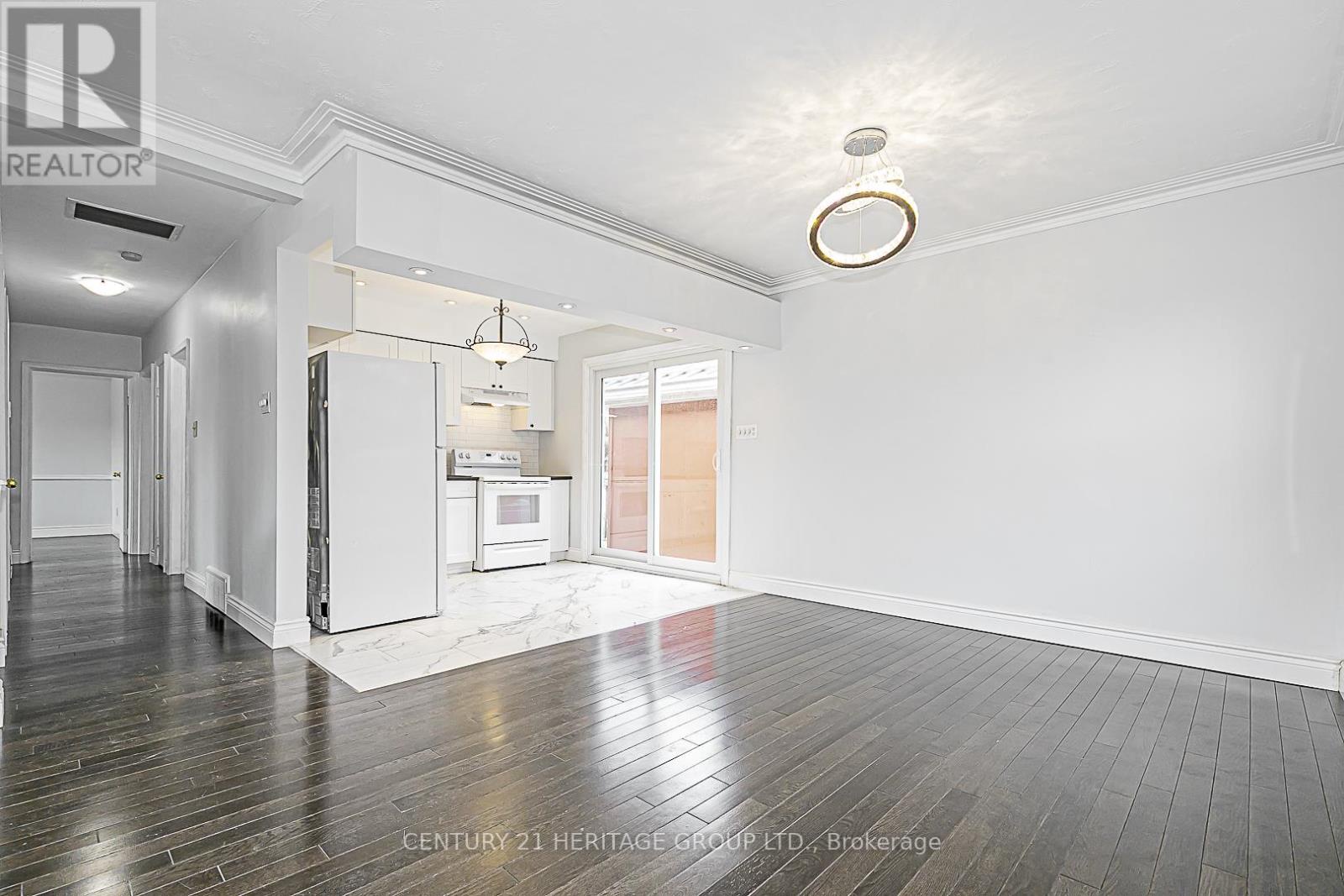 53 Wilstead Drive, Newmarket (central Newmarket), Ontario