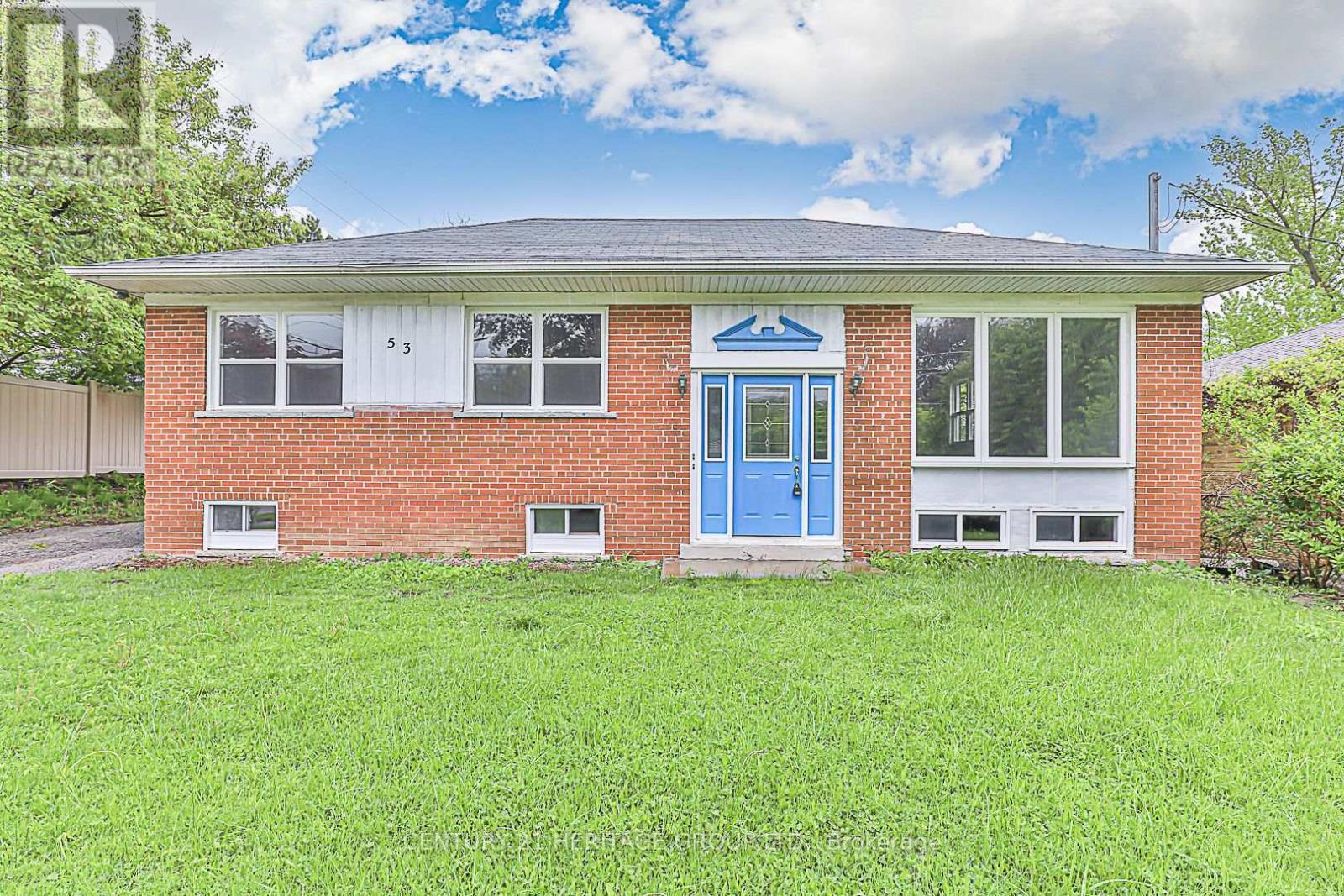 53 Wilstead Drive, Newmarket (central Newmarket), Ontario