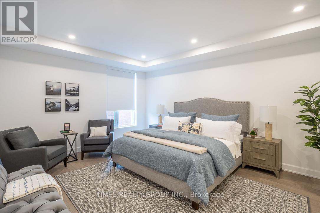 206 - 195 Hunter Street E, Peterborough (ashburnham Ward 4), Ontario