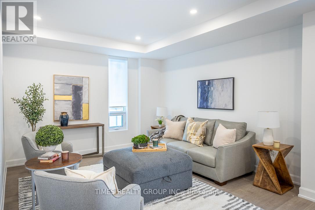 206 - 195 Hunter Street E, Peterborough (ashburnham Ward 4), Ontario