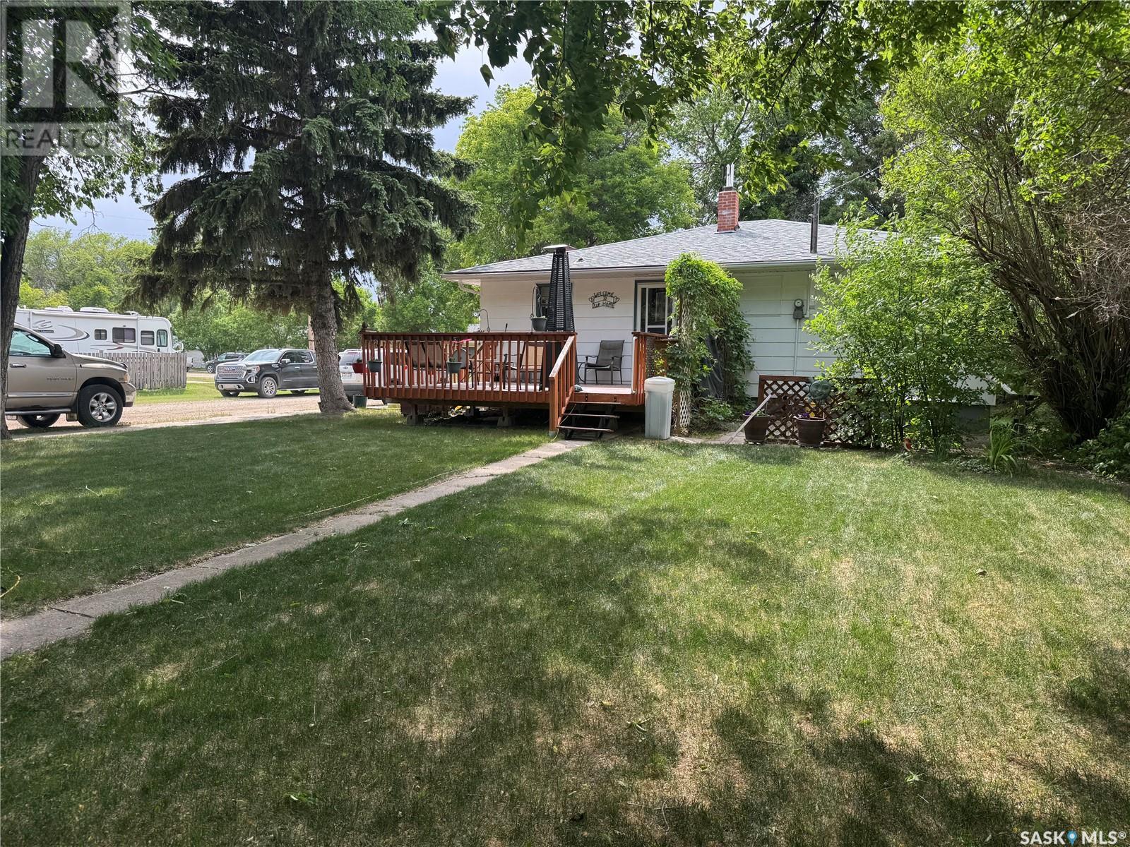 401 2nd Avenue, Jansen, Saskatchewan