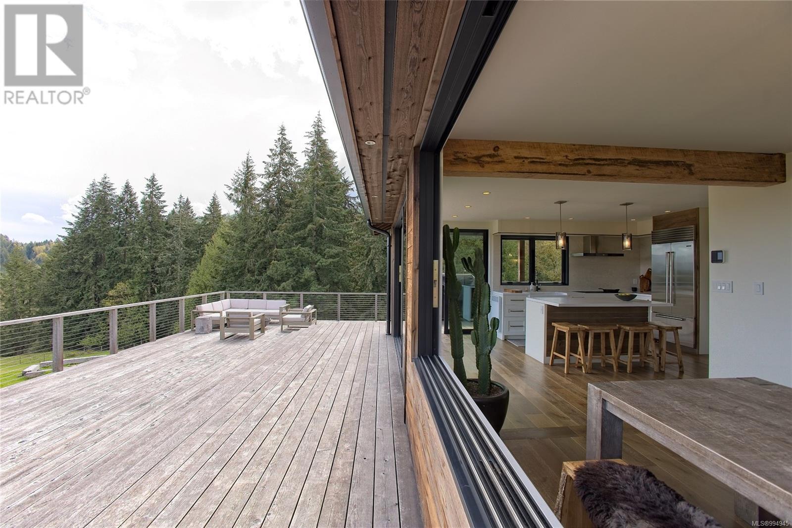 445 Cranberry Rd, Salt Spring, British Columbia