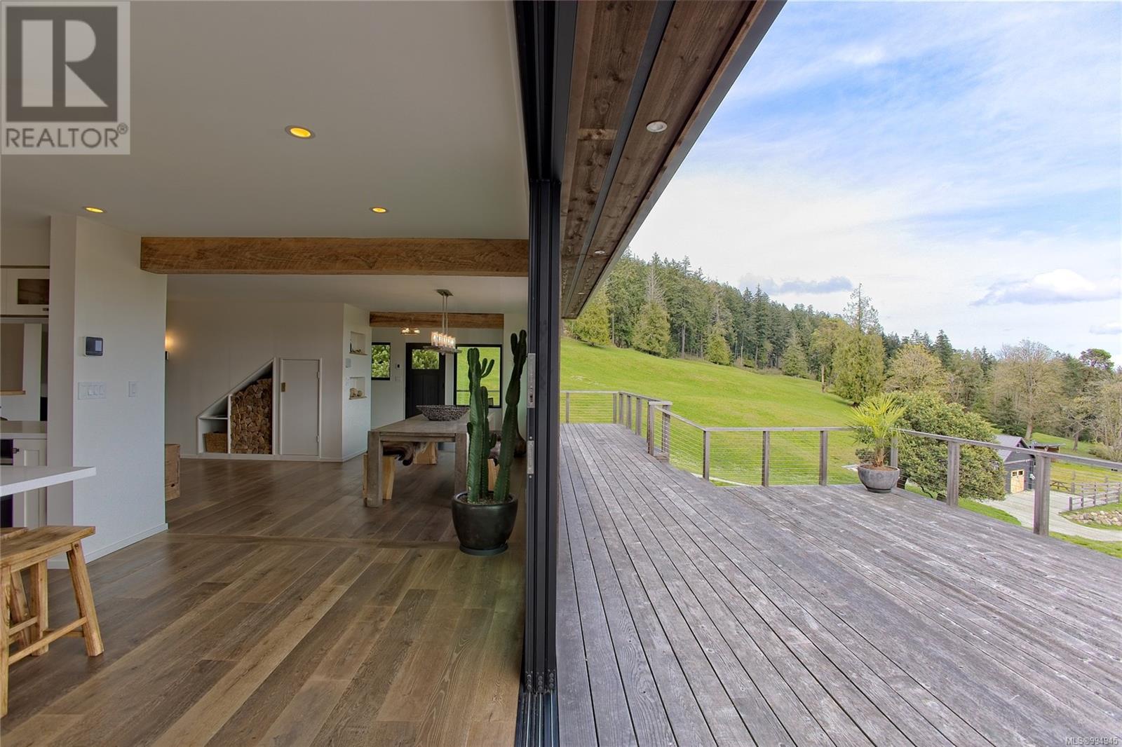 445 Cranberry Rd, Salt Spring, British Columbia