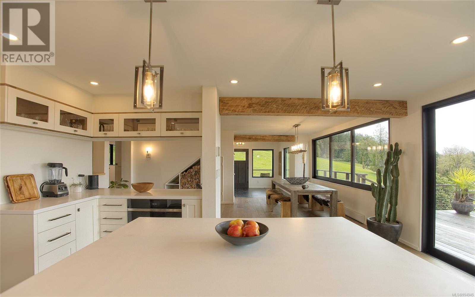 445 Cranberry Rd, Salt Spring, British Columbia