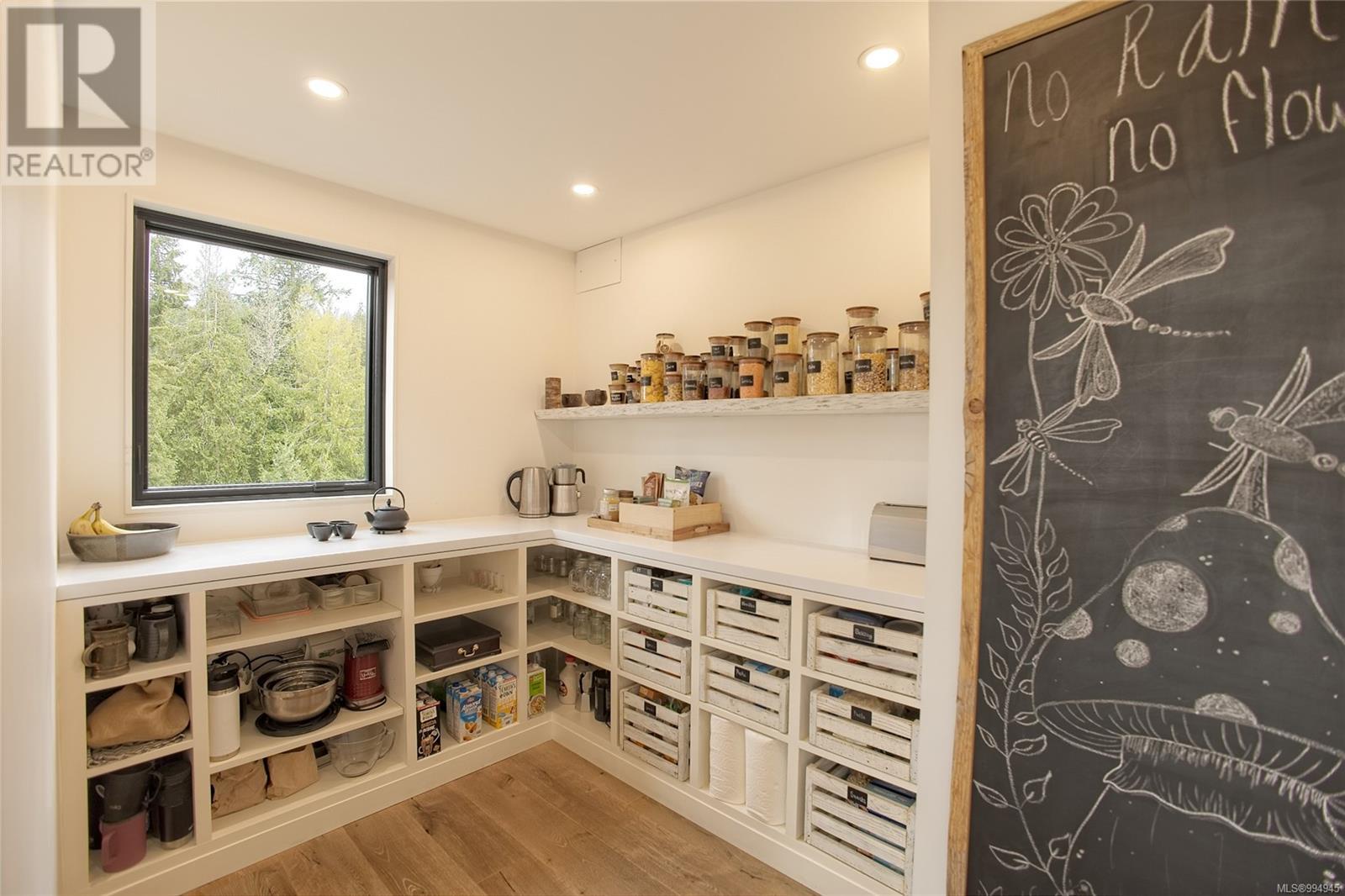 445 Cranberry Rd, Salt Spring, British Columbia