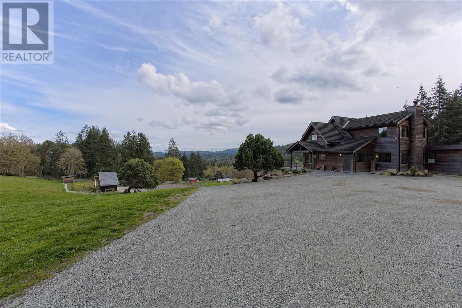 445 Cranberry Rd, Salt Spring, British Columbia