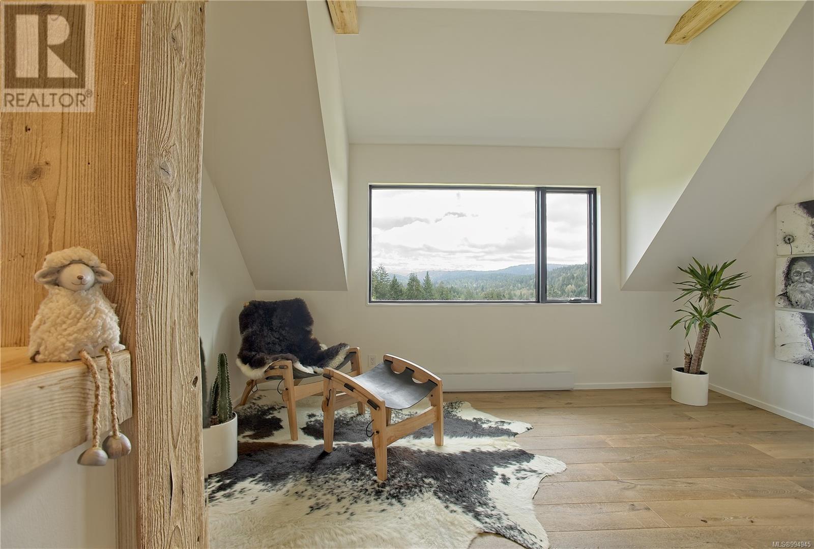 445 Cranberry Rd, Salt Spring, British Columbia