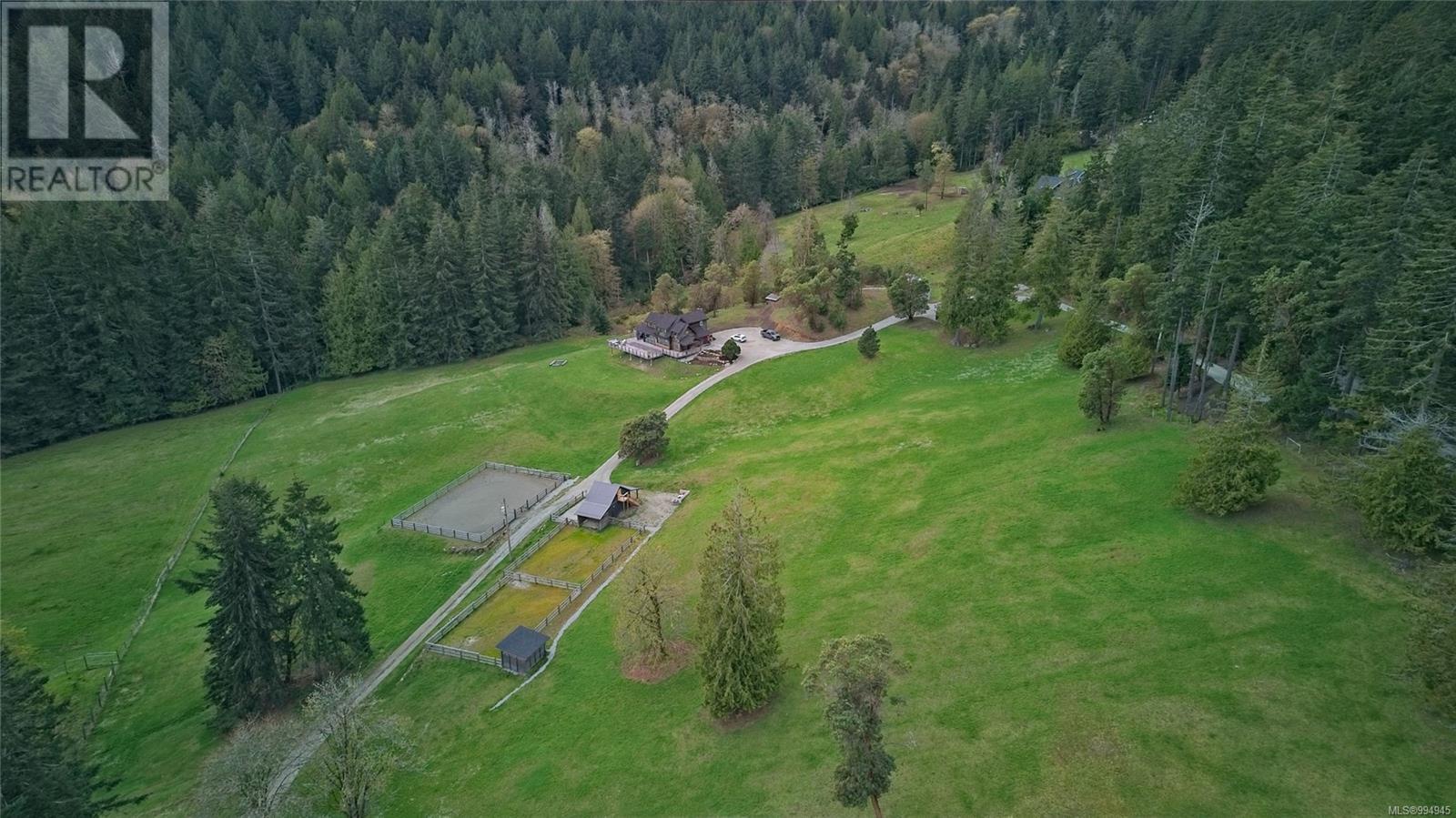 445 Cranberry Rd, Salt Spring, British Columbia