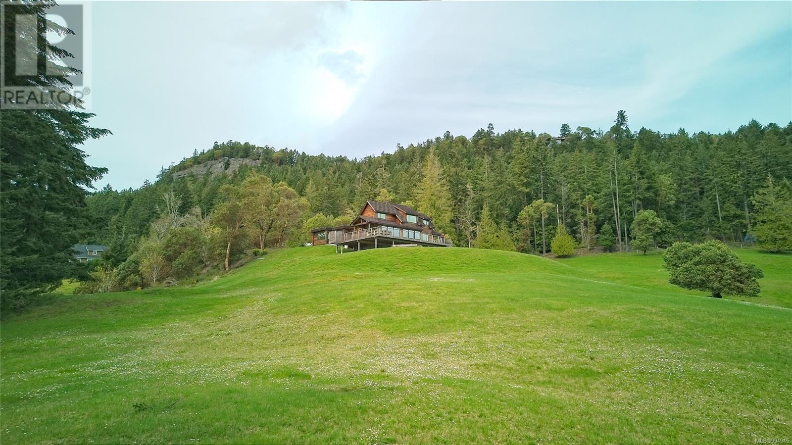 445 Cranberry Rd, Salt Spring, British Columbia