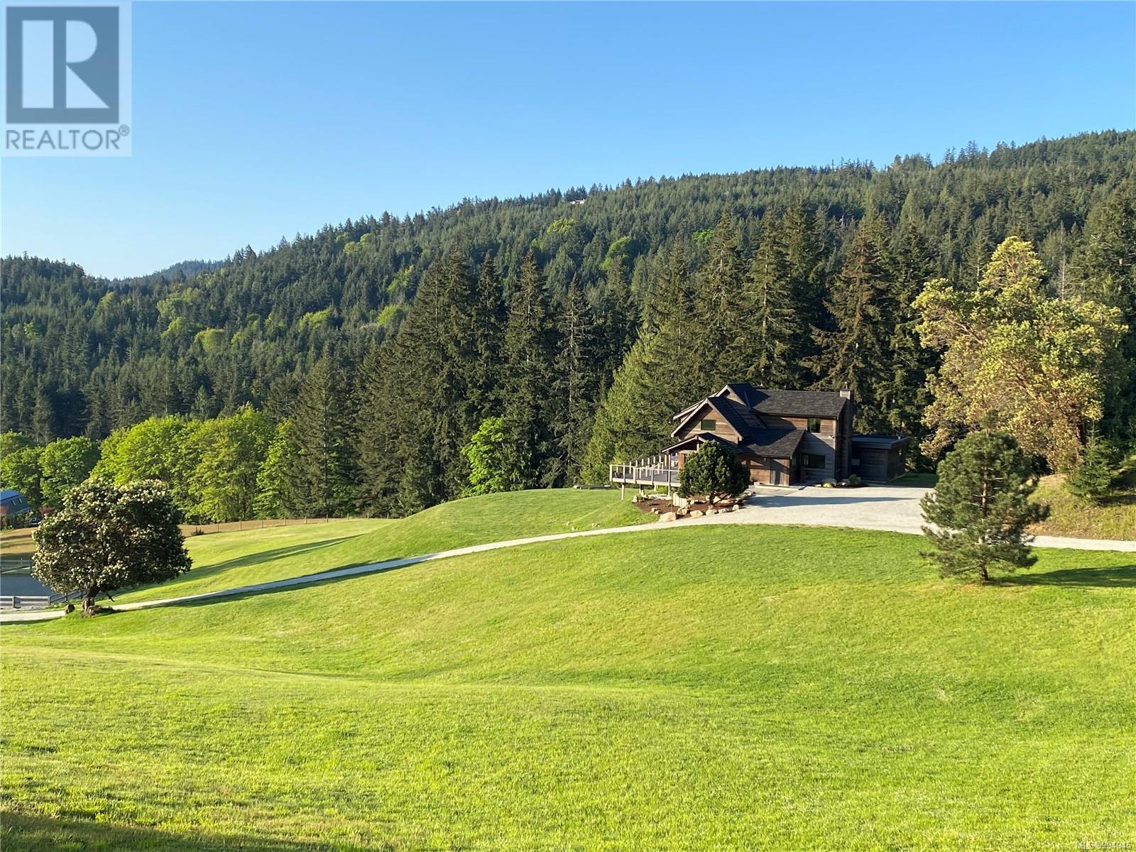 445 Cranberry Rd, Salt Spring, British Columbia