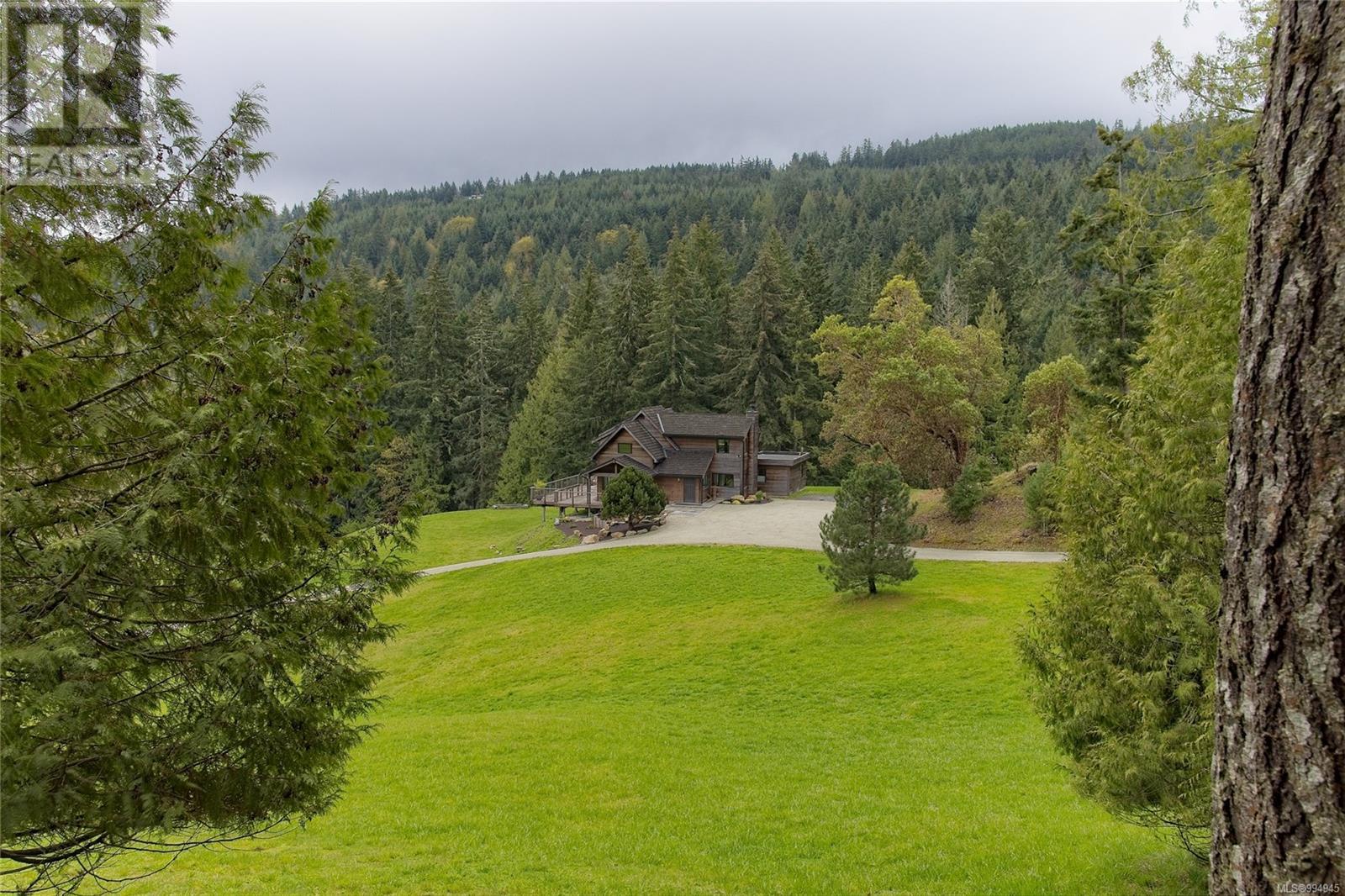 445 Cranberry Rd, Salt Spring, British Columbia