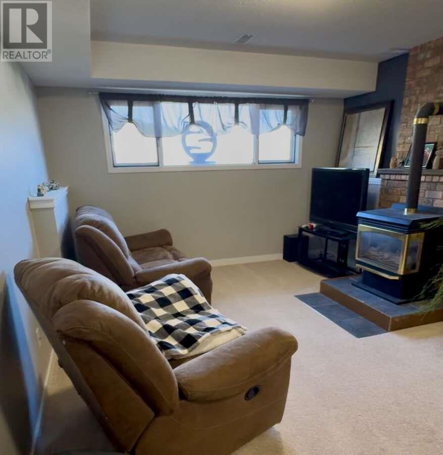 27 Preston Crescent, Enderby, British Columbia