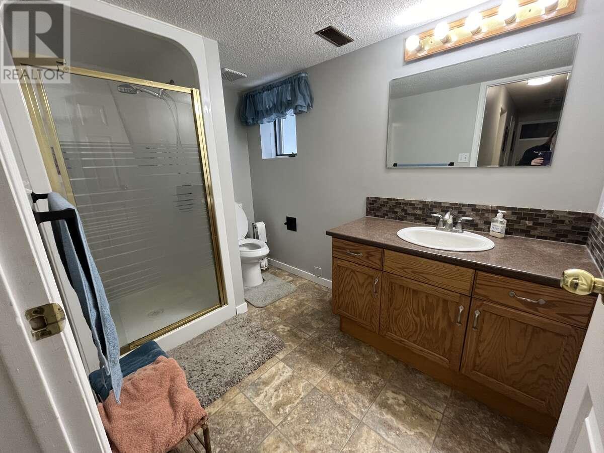 27 Preston Crescent, Enderby, British Columbia