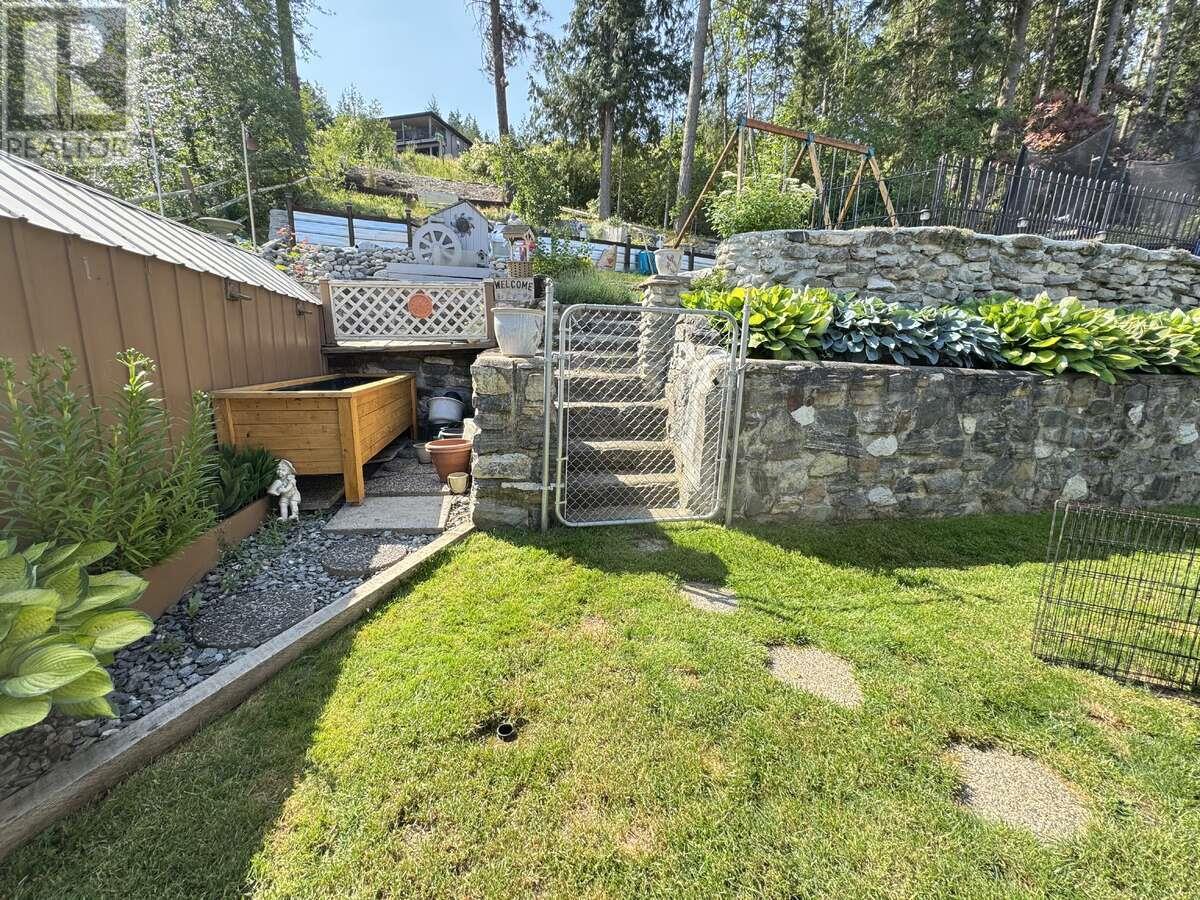 27 Preston Crescent, Enderby, British Columbia