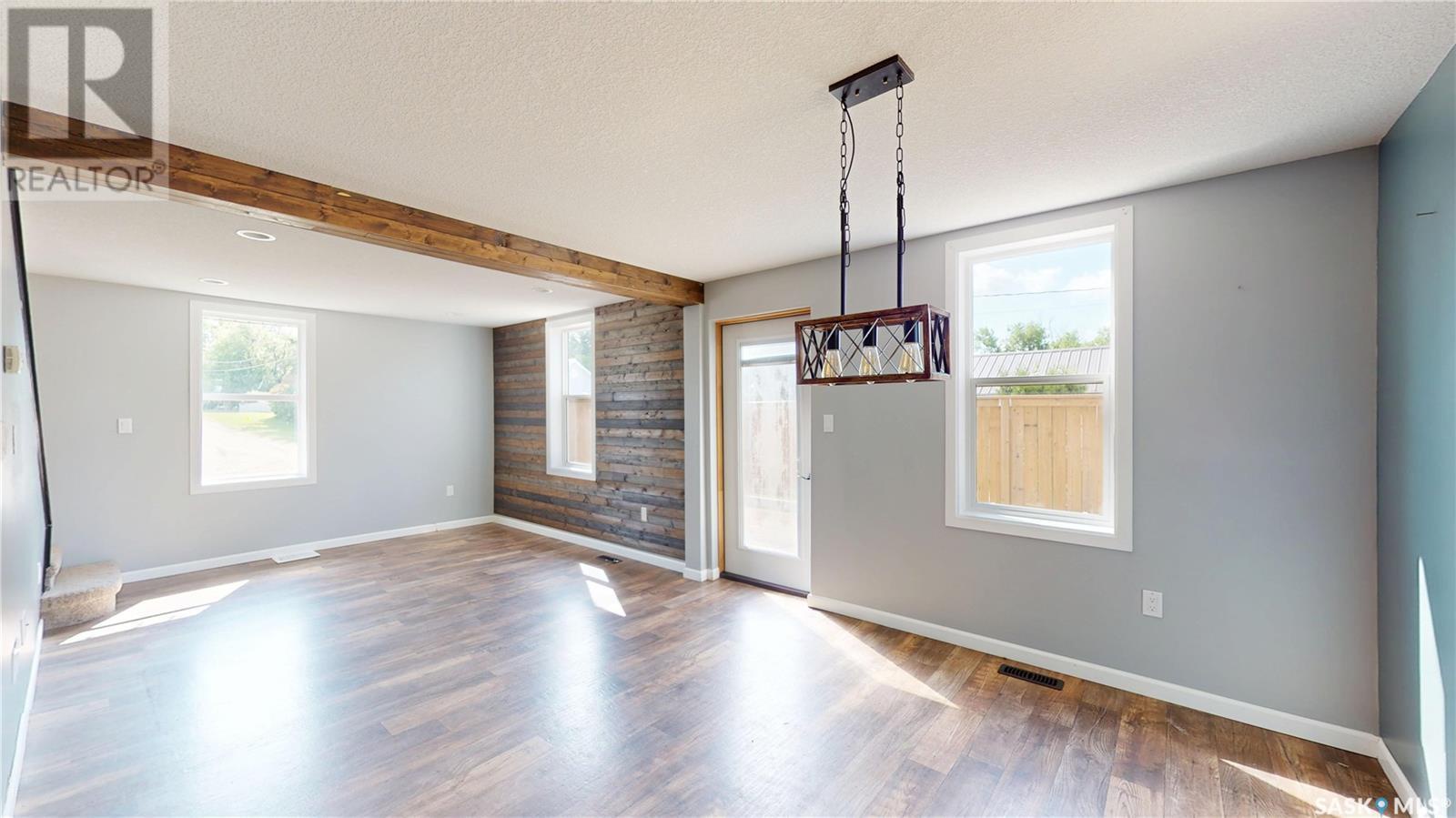 206 1st Street, Wawota, Saskatchewan