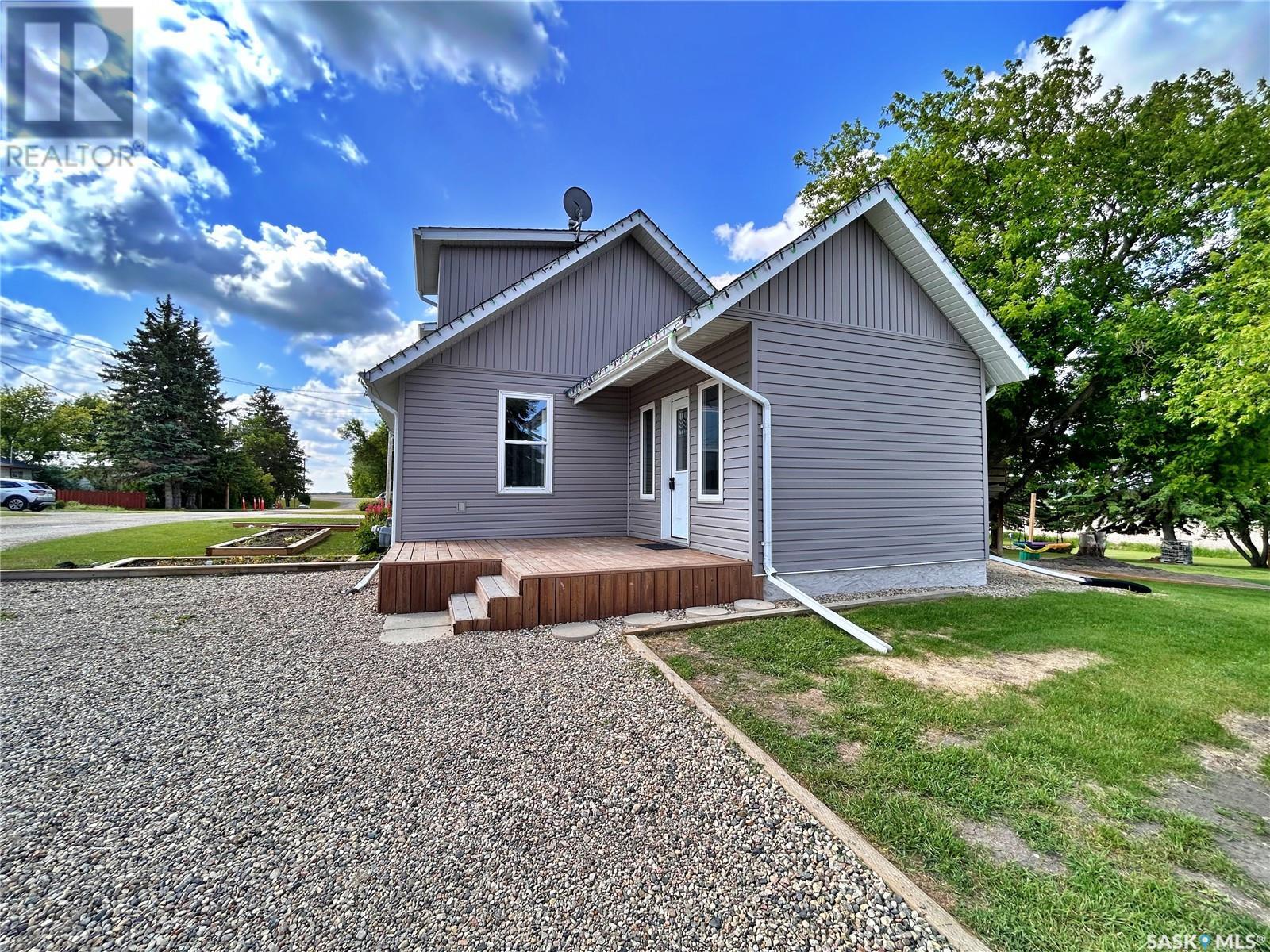 206 1st Street, Wawota, Saskatchewan