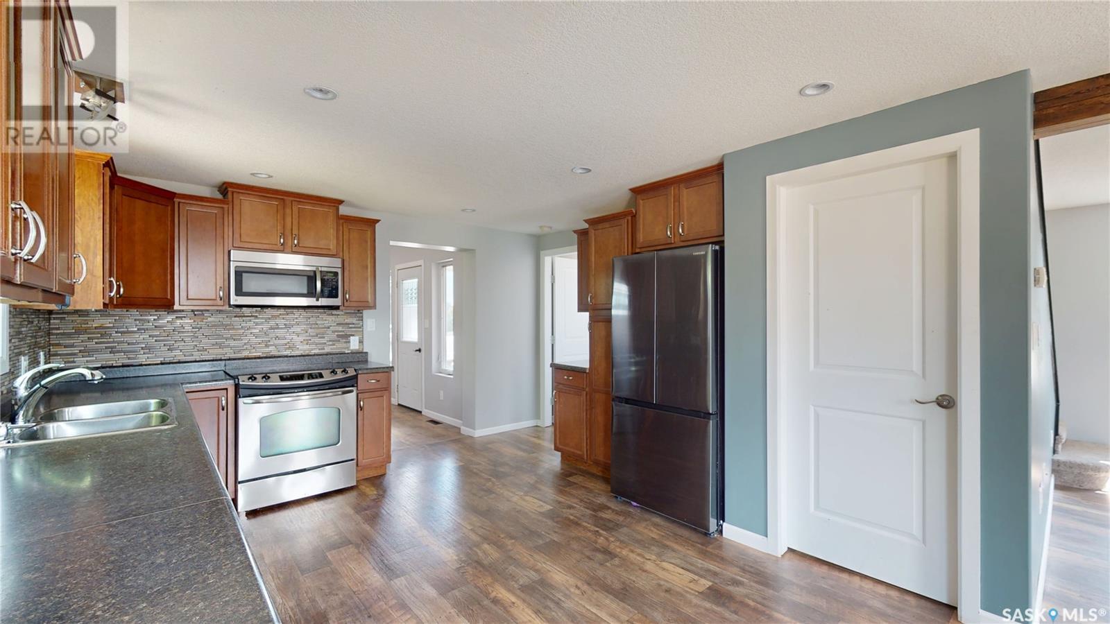 206 1st Street, Wawota, Saskatchewan