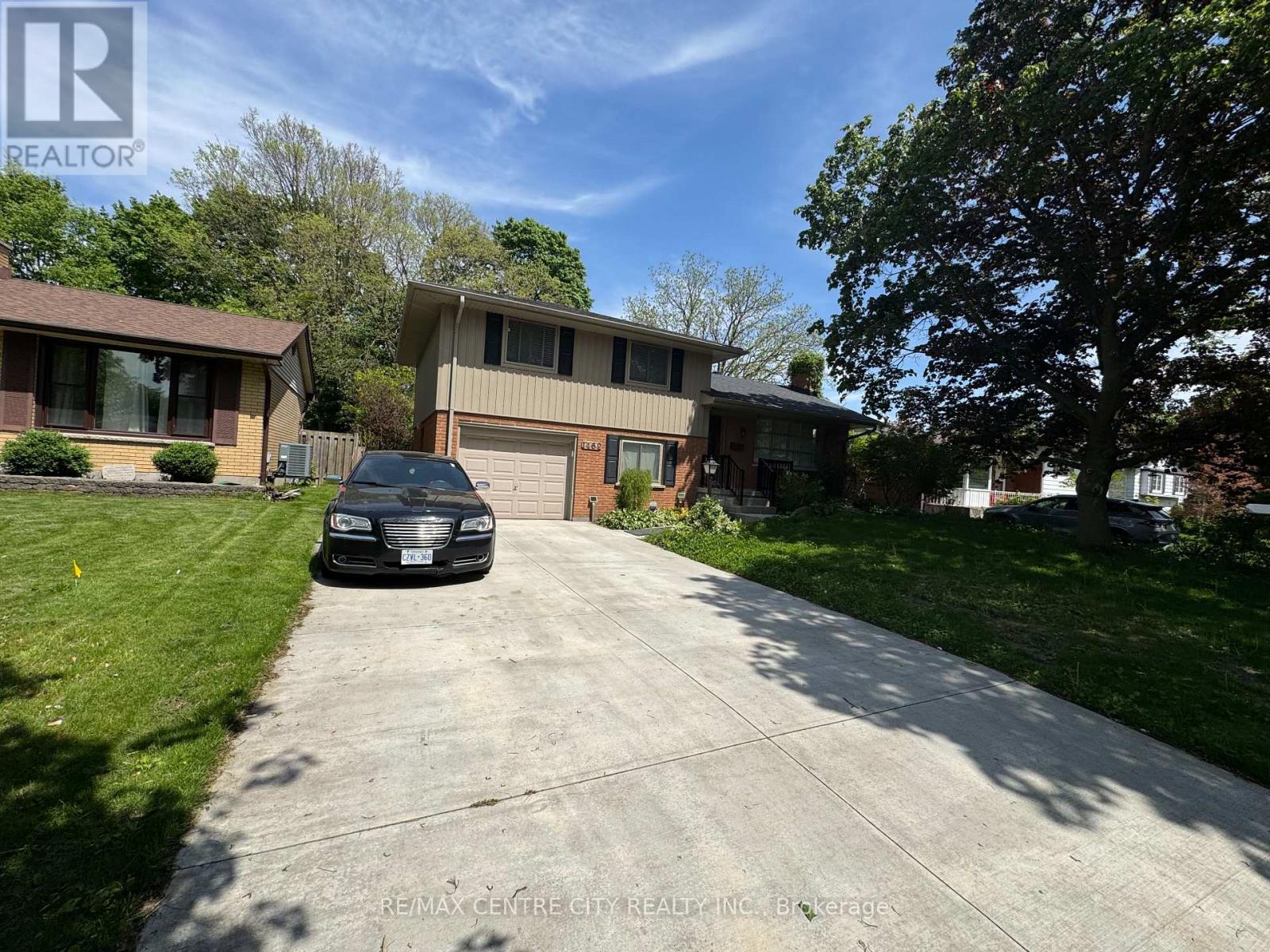 1462 Glengarry Avenue, London North (north H), Ontario