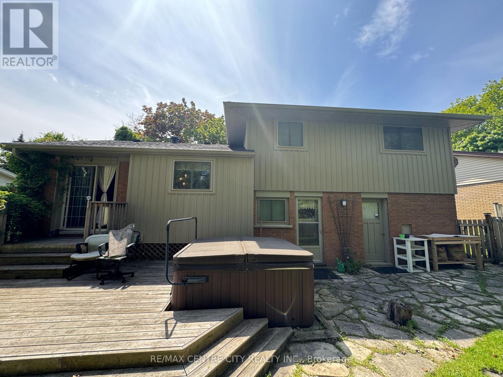 1462 Glengarry Avenue, London North (north H), Ontario