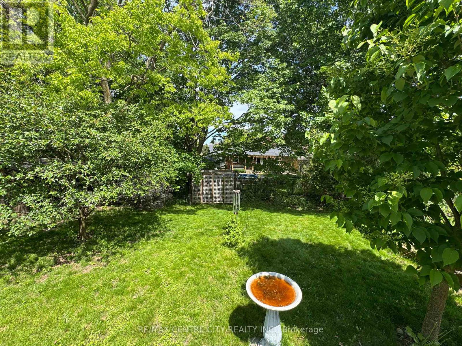 1462 Glengarry Avenue, London North (north H), Ontario