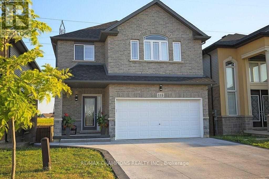 115 Medici Lane, Hamilton (carpenter), Ontario