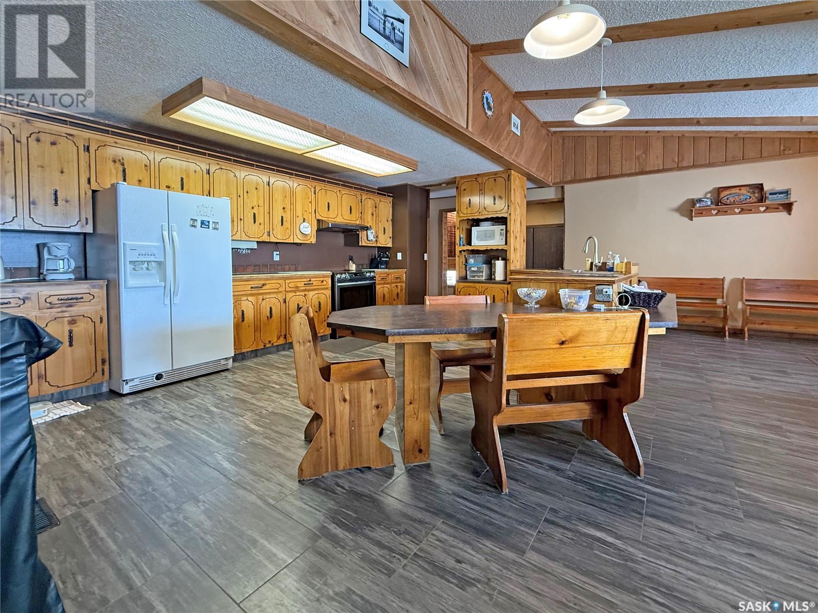 Melville Acreage, Cana Rm No. 214, Saskatchewan