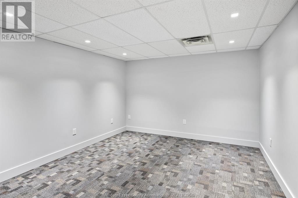 4510 Rhodes Unit# 905, Windsor, Ontario