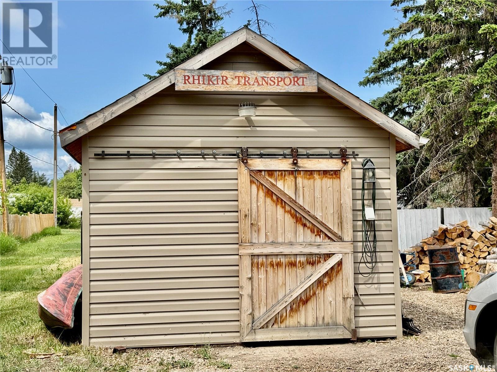 103 2nd Avenue W, Paynton, Saskatchewan