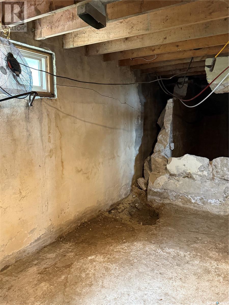 103 2nd Avenue W, Paynton, Saskatchewan