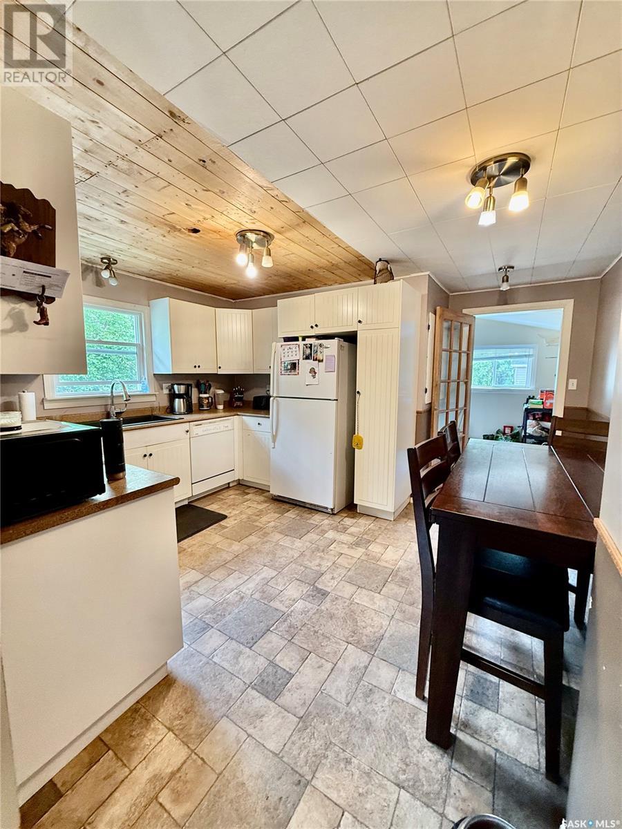 103 2nd Avenue W, Paynton, Saskatchewan