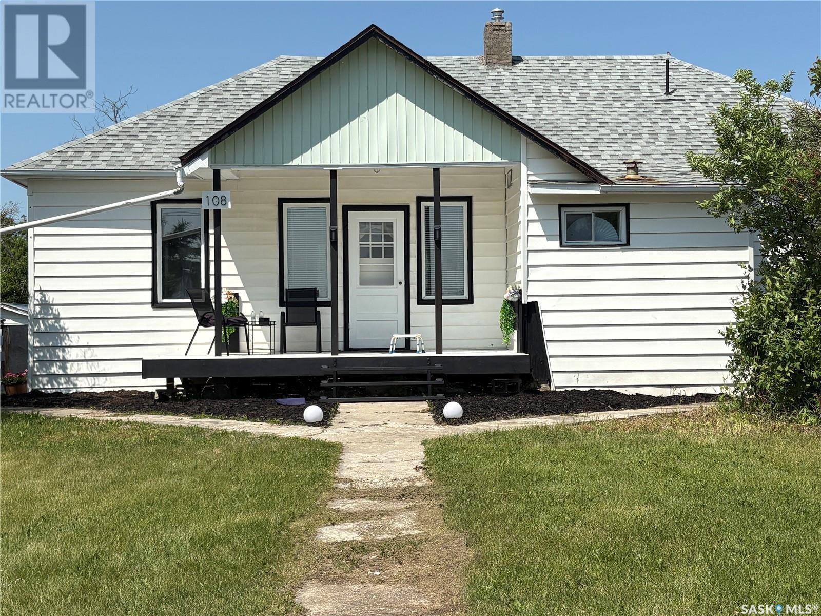 108 Warren Road, Kelliher, Saskatchewan