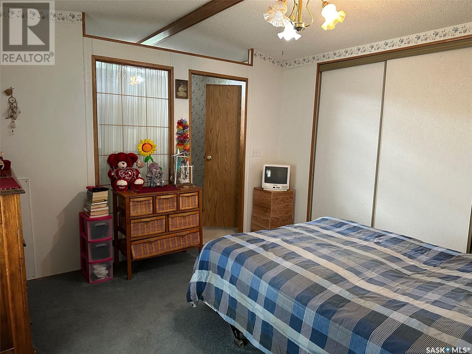 230 Main Street, Bienfait, Saskatchewan