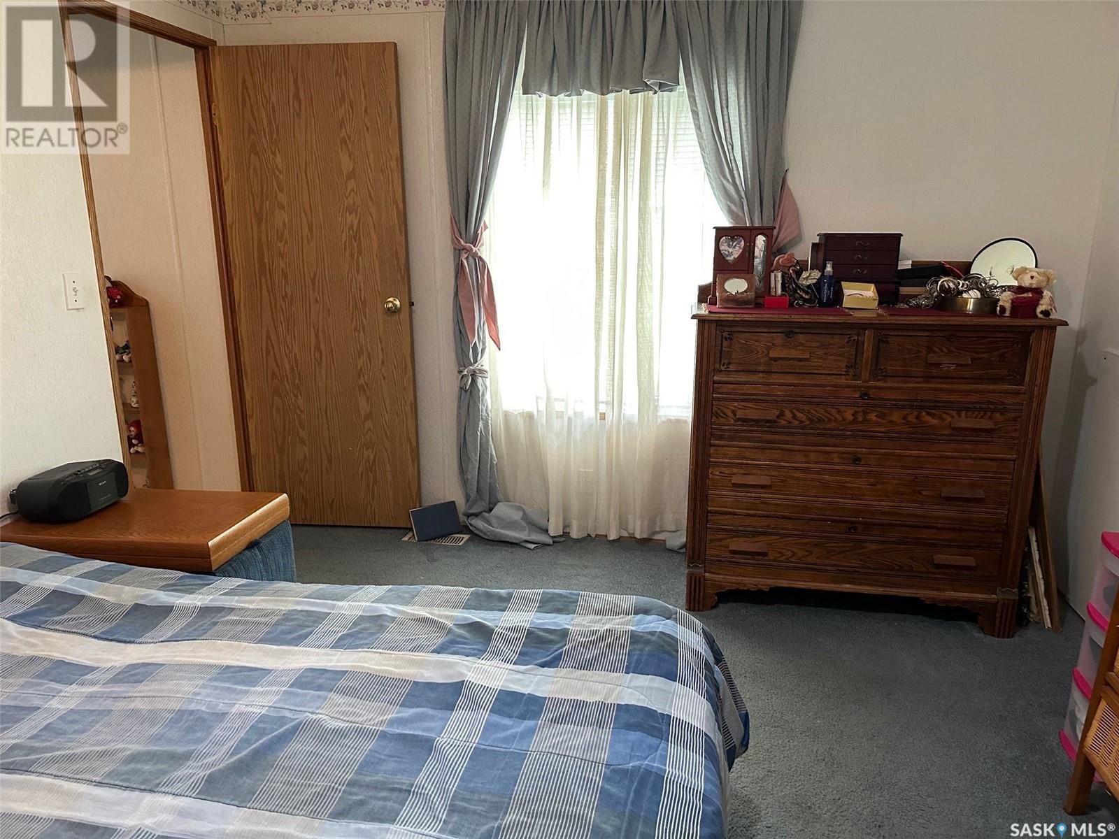 230 Main Street, Bienfait, Saskatchewan