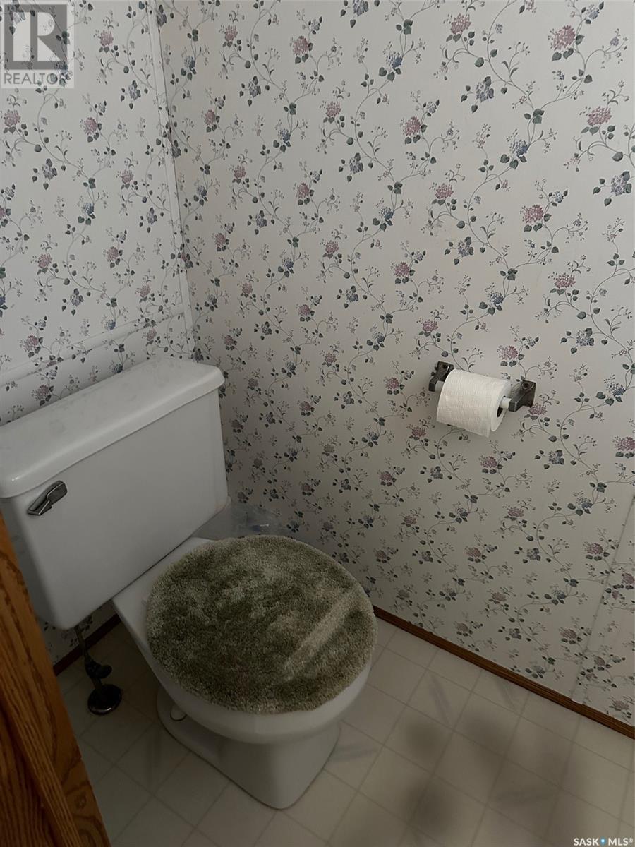 230 Main Street, Bienfait, Saskatchewan